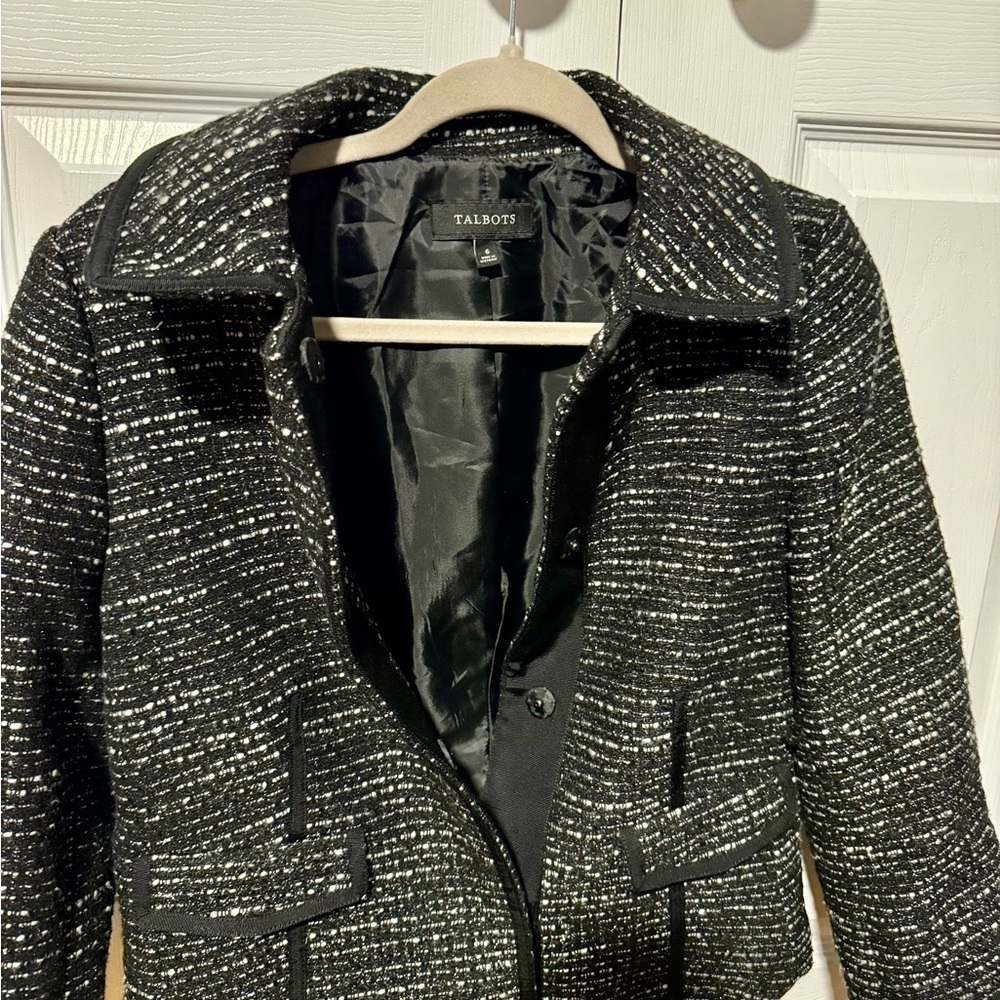 Women Like New Talbots Jacket Size 6 - Picture 3 of 4